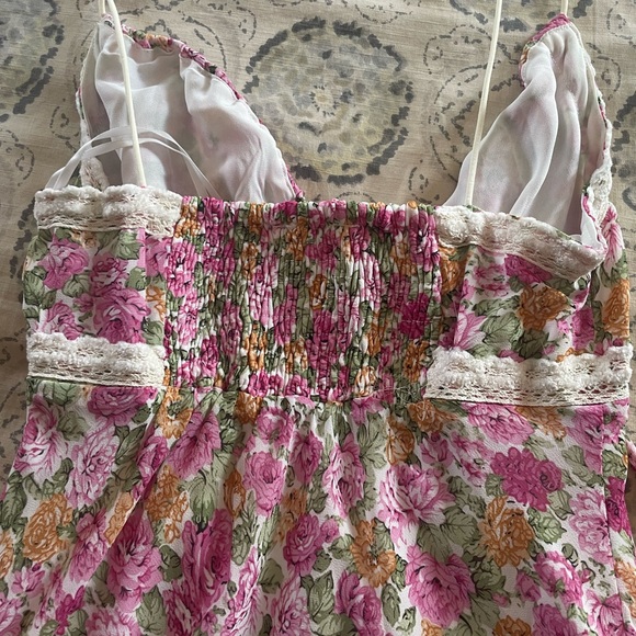 Princess poly flower dress - Picture 3 of 4